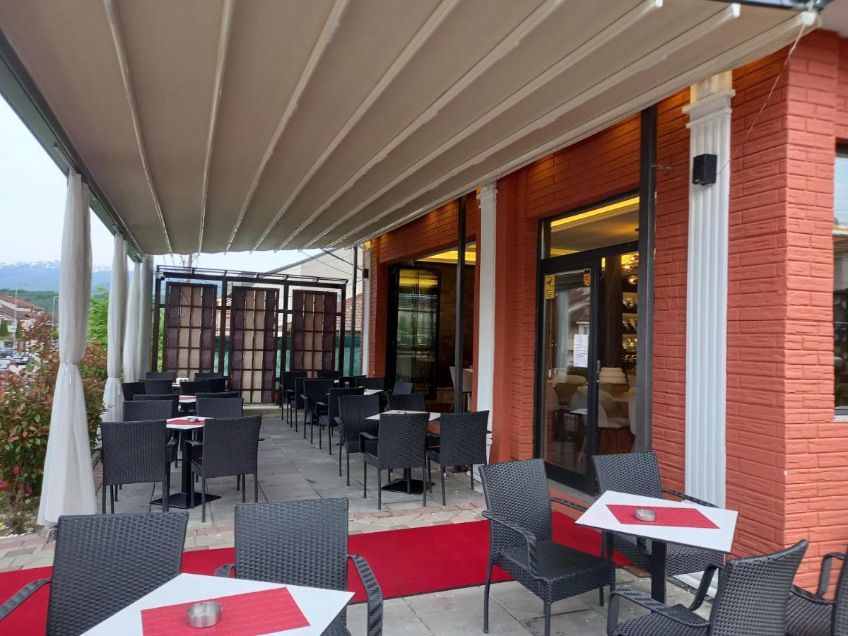 Conti Hotel&Restaurant Gjakova Esterno foto